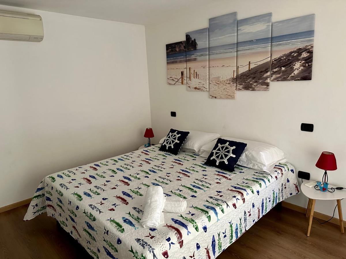 Villa Zippiri Is Molas Pula Eksteriør billede