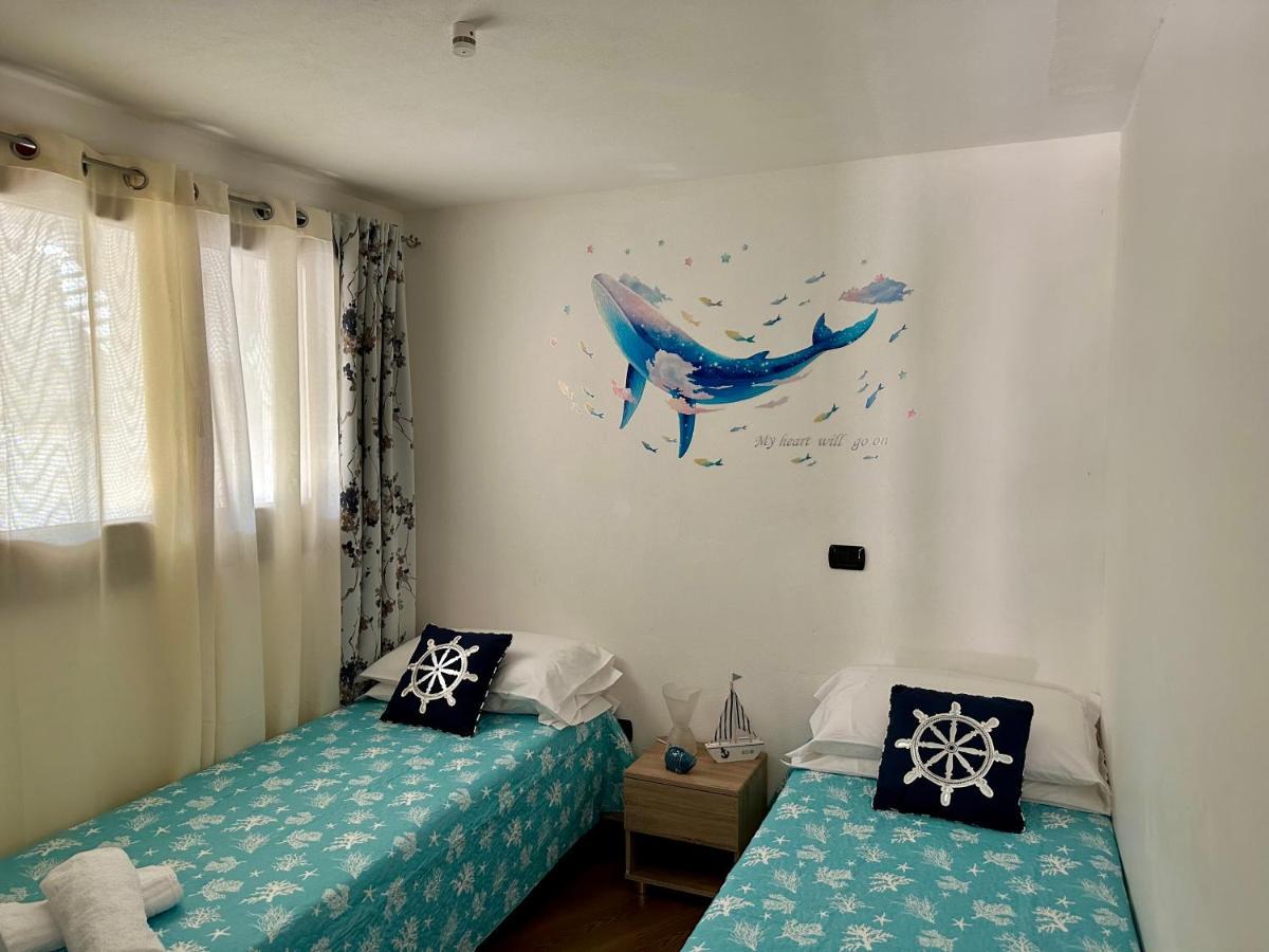 Villa Zippiri Is Molas Pula Eksteriør billede